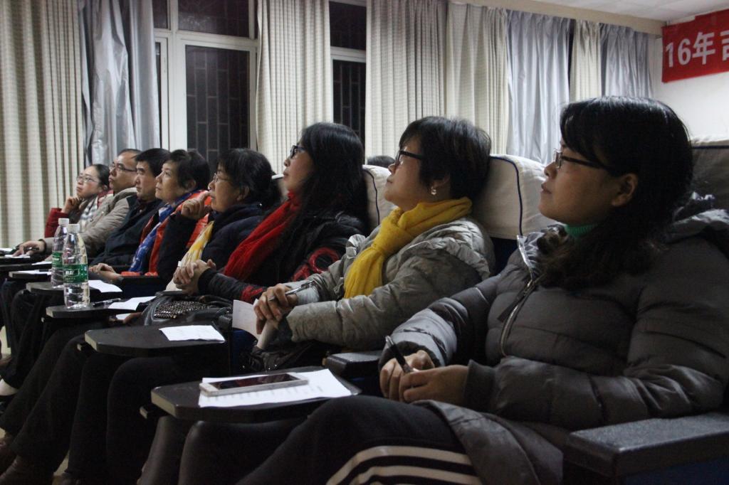 图为到场评委老师(朱嘉欣拍摄)