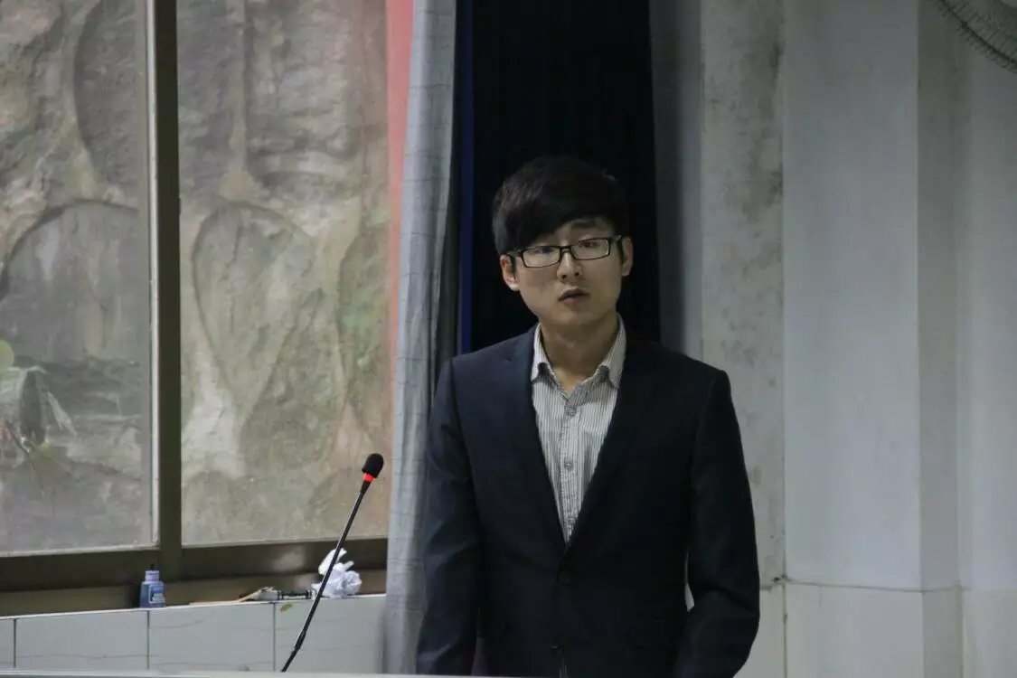 图为商务策划比赛现场