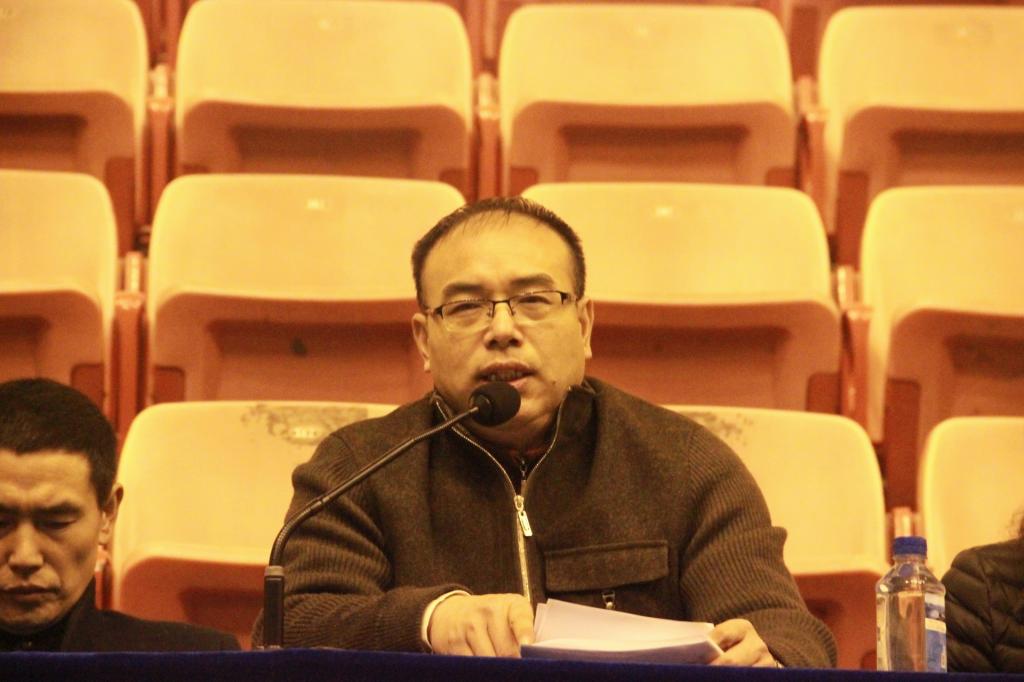 图七 党委副书记吴永海强调假期安全问题(陈宝玉摄)