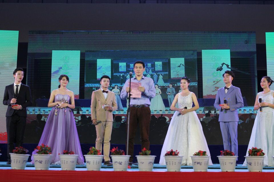 图三 周道平经理致辞(杨慧君摄)